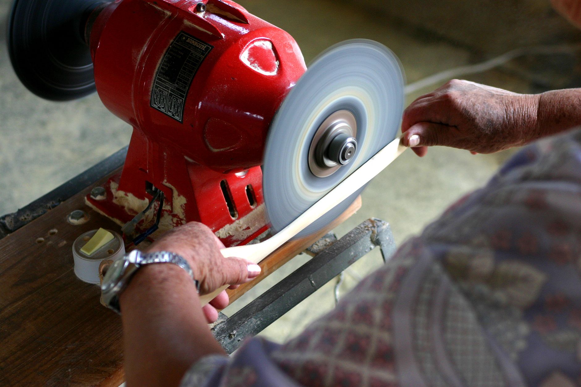 Illustration for: Meat Grinder Blade Not Spinning: Causes and Fixes